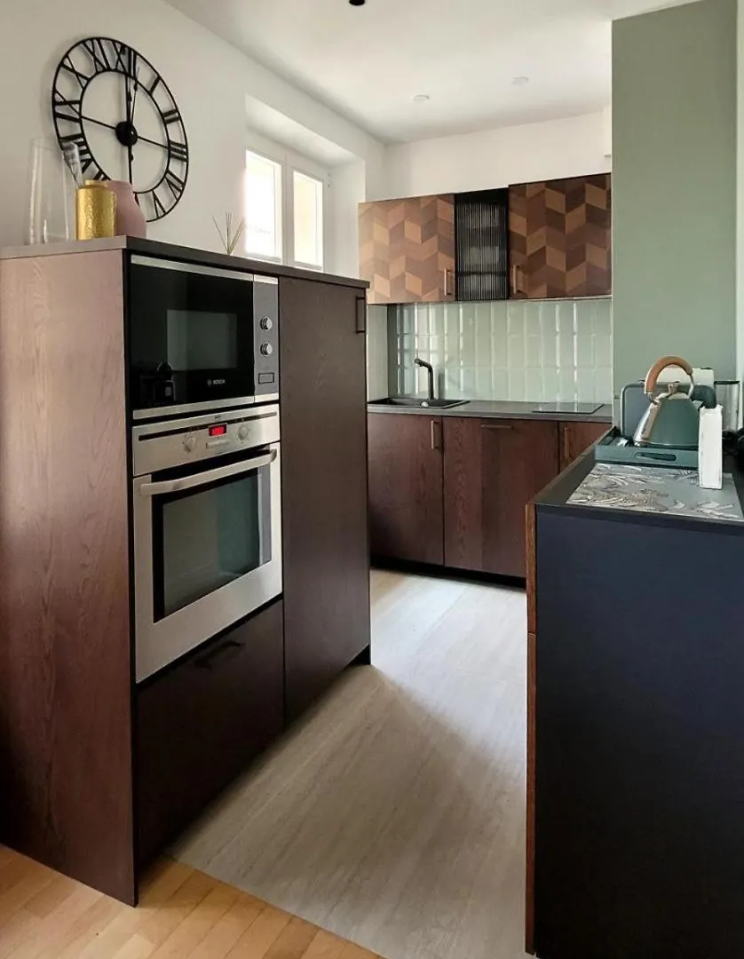 2Bdr In The Heart Of Cannes, 6Pers Francia